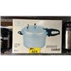 Image 3 : SHELF OF ASSORTED ITEMS INCLUDING FRESHCO PRESSURE COOKER, T-FAL ACTICOOK & STIR AND MORE