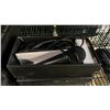 Image 2 : (3) LEADER PROFESSIONAL DYNAMIC MICROPHONES