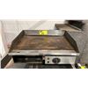 Image 1 : FLAT TOP 22" GRIDDLE