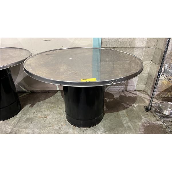 43" DIAMETER ROUND METAL TABLE WITH METAL BARREL BASE