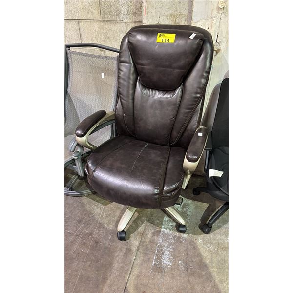 SERTA LEATHER EXECUTIVE ROLLING OFFICE CHAIR (SEAT DAMAGE)