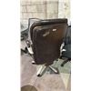 Image 2 : SERTA LEATHER EXECUTIVE ROLLING OFFICE CHAIR (SEAT DAMAGE)