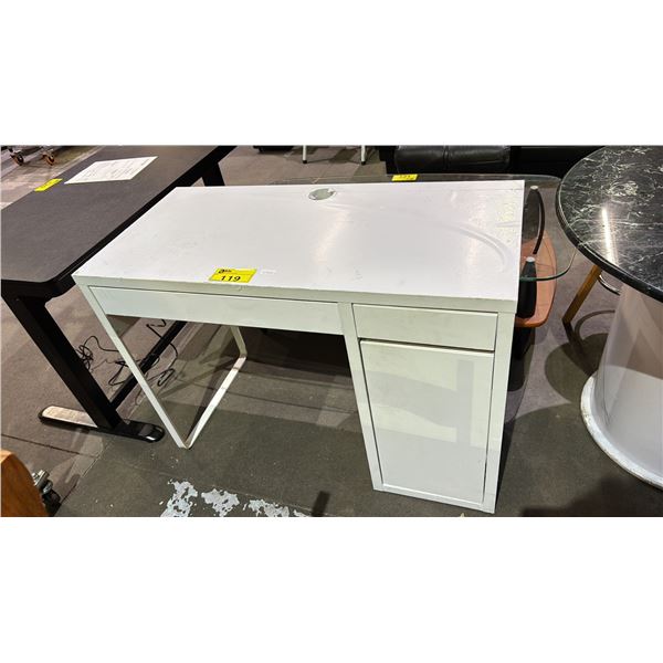 MODERN 2-DRAWER 1-DOOR WOOD DESK 41" X 20" X 29.5"