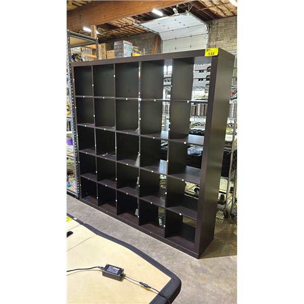 25-BAY CUBBY CABINET 72.5" X 15.5" X 73"