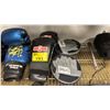 Image 3 : SHELF OF ASSORTED BOXING GLOVES