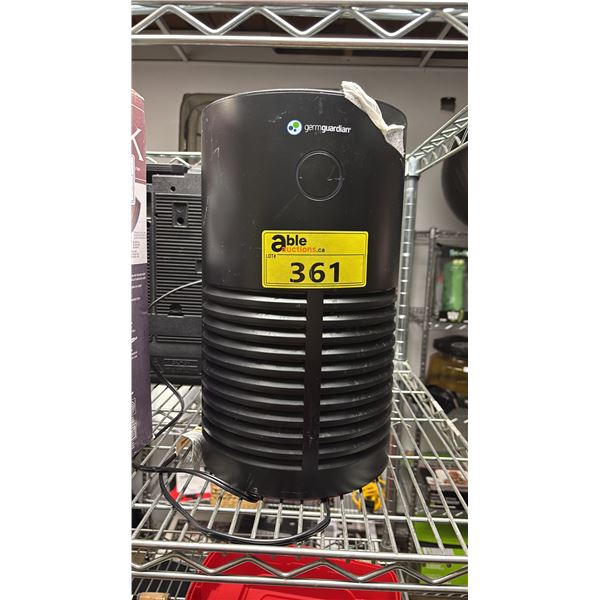 GERMGUARDIAN AC4700BDLX TABLETOP AIR PURIFIER