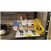Image 1 : ASSORTED ITEMS INCLUDING SUNFORCE LED SOLAR MOTION LIGHTS, SCOSCHE MAGIC MOUNT PRO, SECURITY TIMER