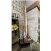 Image 1 : ASSORTED SHOVELS, MOPS AND RAKE
