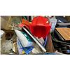 Image 2 : PALLET OF HOUSEHOLD GOODS INCLUDING: MUFFIN TINS, WRAPPING PAPER, QUILTING FABRIC & MORE -