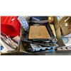 Image 3 : PALLET OF HOUSEHOLD GOODS INCLUDING: MUFFIN TINS, WRAPPING PAPER, QUILTING FABRIC & MORE -