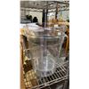 Image 2 : 2 BOXES OF 8 QT. ROUND FOOD STORAGE CONTAINERS