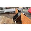 Image 4 : 20' ROLL OFF FLAT DECK 8'W