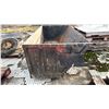 Image 3 : 6' METAL DUMP HOPPER WITH FORK SLOTS 39.5"W