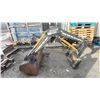 Image 1 : LEON 490 5' HYDRAULIC TRACTOR LOADER ASSEMBLY