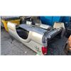 Image 2 : 2012 FORD SUPER DUTY 4X4 TRUCK BOX WITH TAILGATE & BUMPER 8' X 6'