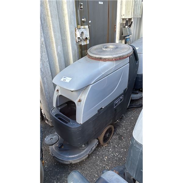 ADVANCE ADFINITY 20D ECOFLEX WALK BEHIND FLOOR SCRUBBER WITH KEY