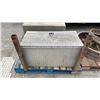 Image 3 : DEEZEE SPECIALTY SERIES ALUMINUM TRUCK BOX & ALUMINUM TRUCK BOX