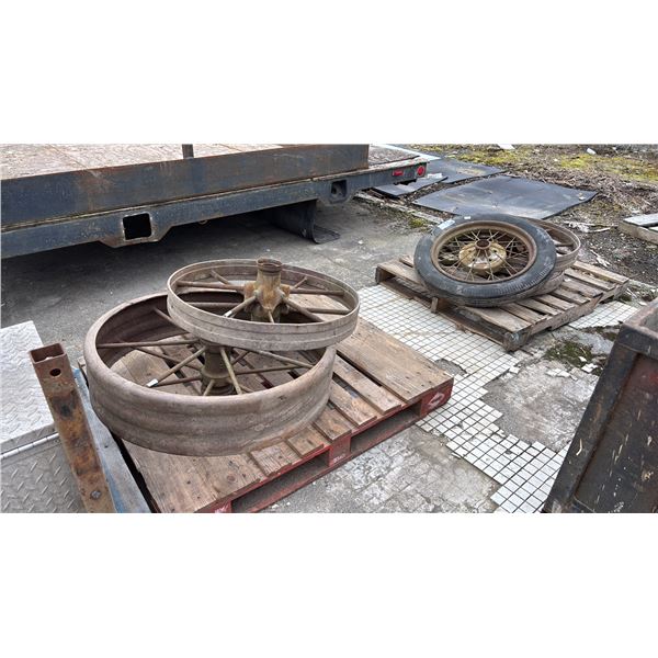 2 PALLETS OF ASSORTED ANTIQUE METAL TRACTOR WHEELS