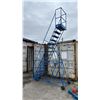 Image 2 : 16' PORTABLE STAIRCASE