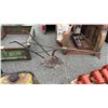 Image 1 : ANTIQUE SINGLE HAND PLOW
