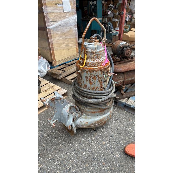 INDUSTRIAL WATER PUMP