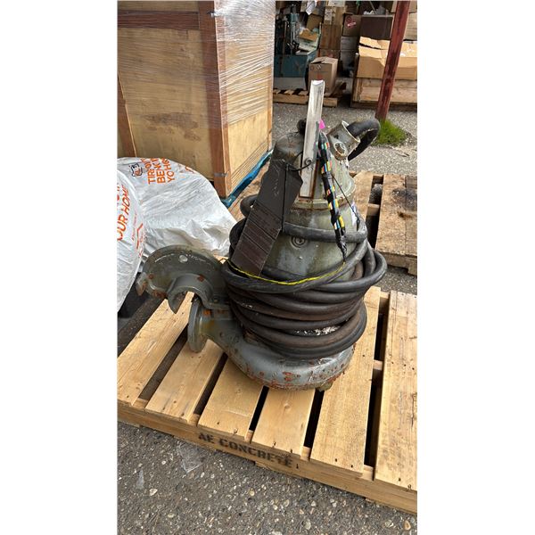 FLYGT INDUSTRIAL WATER PUMP