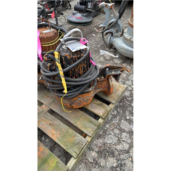 FLYGT INDUSTRIAL WATER PUMP