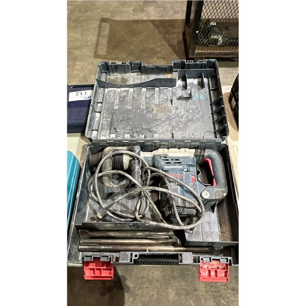 BOSCH 11321EVS DEMOLITION HAMMER IN CASE