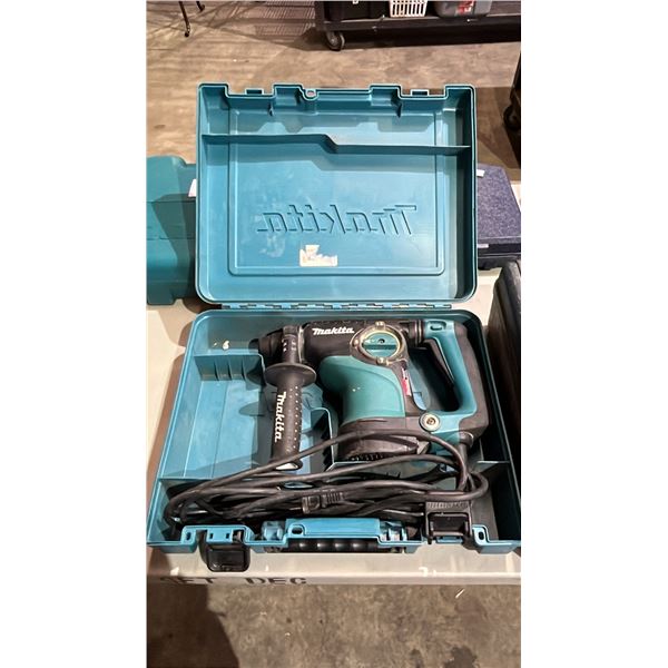 MAKITA HR2811F ROTARY HAMMER IN CASE