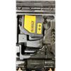 Image 2 : DEWALT LASER LINE GENERATOR IN CASE
