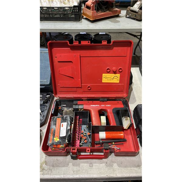 HILTI DX 450 CONCRETE NAILER IN CASE