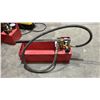 Image 1 : MANUAL HYDROSTATIC PRESSURE TEST PUMP
