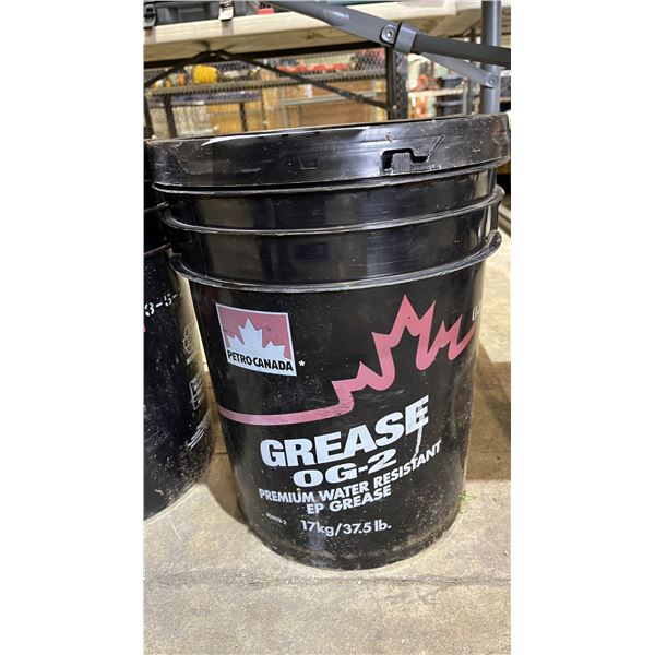 17KG BUCKET OF PETRO CANADA GREASE OG-2 PREMIUM WATER RESISTANT EP GREASE