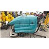 Image 4 : TENNANT 5680 WALK BEHIND FLOOR SCRUBBER WITH KEY