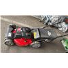 Image 4 : CRAFTSMAN M215 SELF PROPELLED GAS MOWER WITH REAR BAG