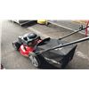 Image 5 : CRAFTSMAN M215 SELF PROPELLED GAS MOWER WITH REAR BAG