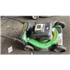 Image 2 : JOHN DEERE SELF PROPELLED GAS MOWER (NO REAR BAG)