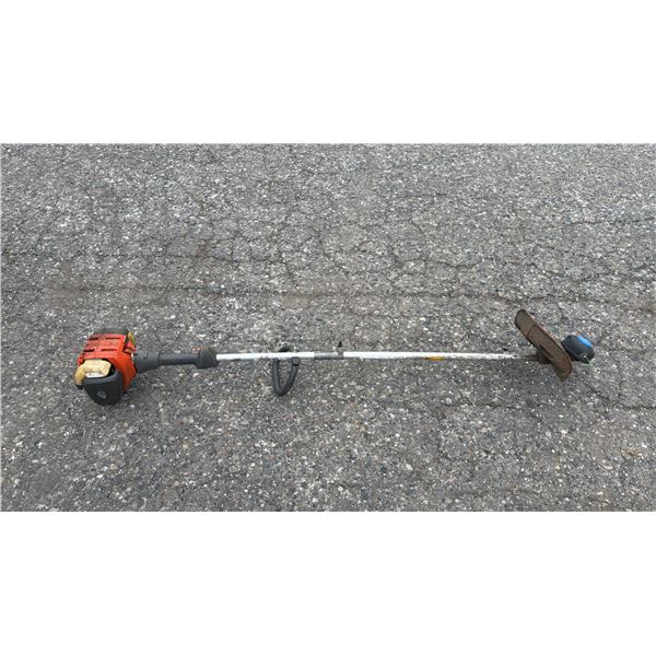 HUSQVARNA 122LDX GAS WEED WHACKER