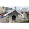 Image 2 : LARGE DOG HOUSE 80" X 56" X 48"