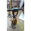 Image 2 : NOBLES SPEED SHINE 2000HD WALK BEHIND FLOOR BURNISHER (NO WHEELS)