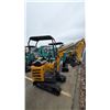 Image 4 : *NEW* CFG INDUSTRIAL MX12RX MINI EXCAVATOR WITH KEY AND REPAIR TOOLBOX - 735KG LOAD CAPACITY