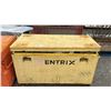 Image 1 : YELLOW METAL STORAGE CONTAINER & CONTENTS