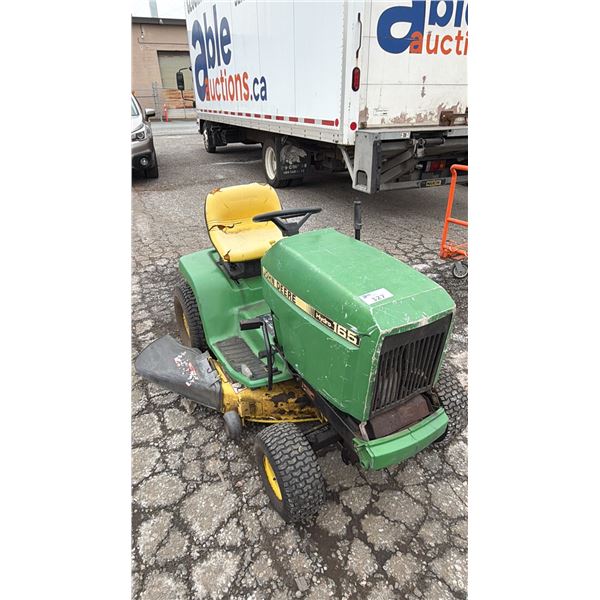 JOHN DEERE RIDE ON LAWNMOWER