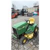 Image 2 : JOHN DEERE RIDE ON LAWNMOWER