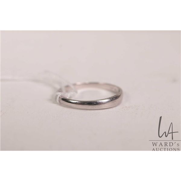Platinum band, 2.2 grams, size 6.25
