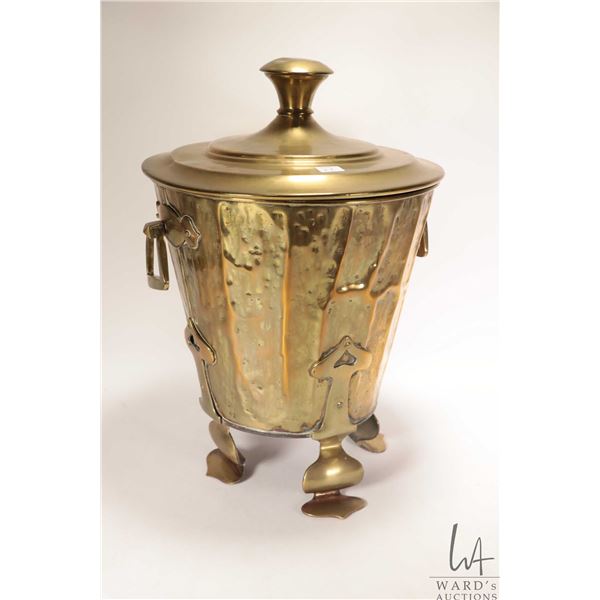 Antique Art Nouveau lidded hammered brass coal hod 18" in height X 12" in diameter and includes meta