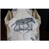 Image 7 : Vintage horse skull with decorative scrimshaw drawing featuring African animals including giraffes, 