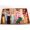 Image 1 : Large selection of vintage fashion dolls including Barbie, Hasbro, Star Wars etc. Note: all in playe
