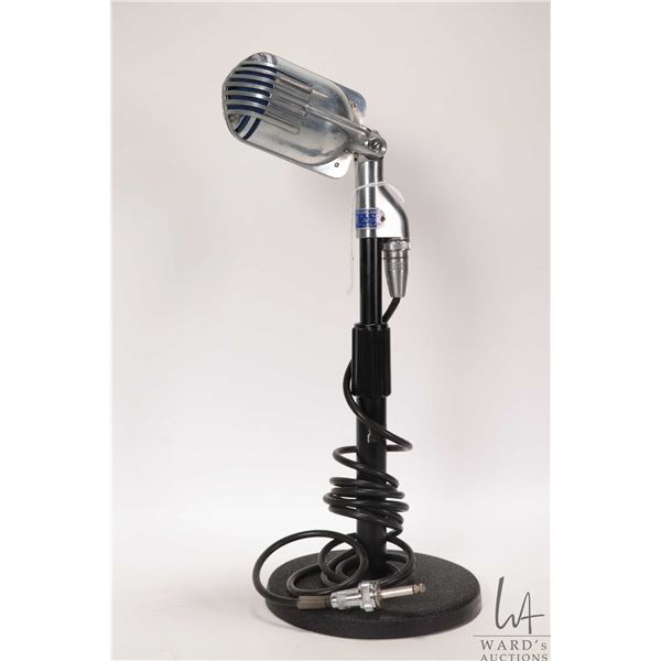 Vintage Shure Brothers Inc. Chicago USA model no. 708A microphone with height adjustable stand. To b