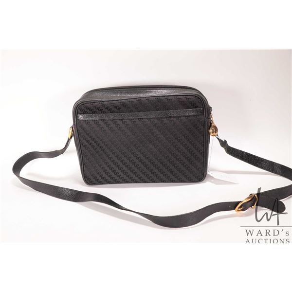 Vintage Gucci micro monogram fabric and leather cross body purse, serial no. 001-231458  Note: Buyer